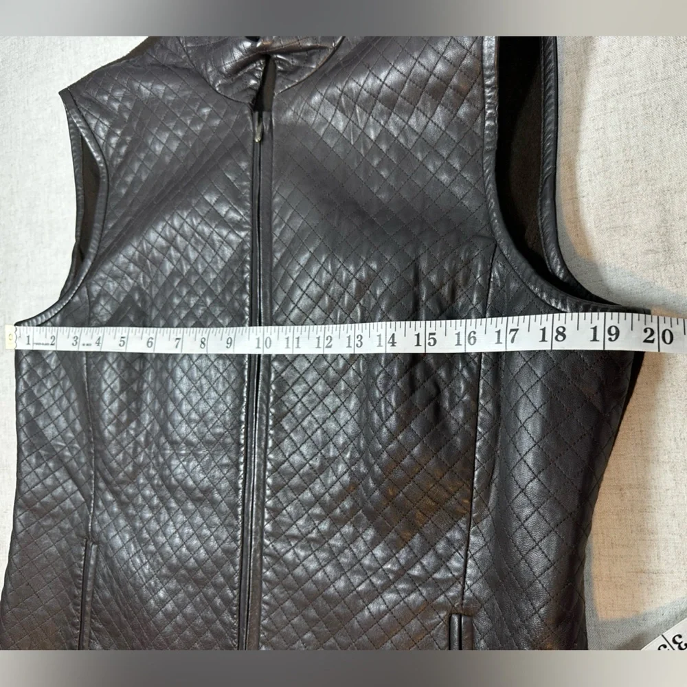 Linda Allard for Ellen Tracy Quilted Leather Vest Size 12